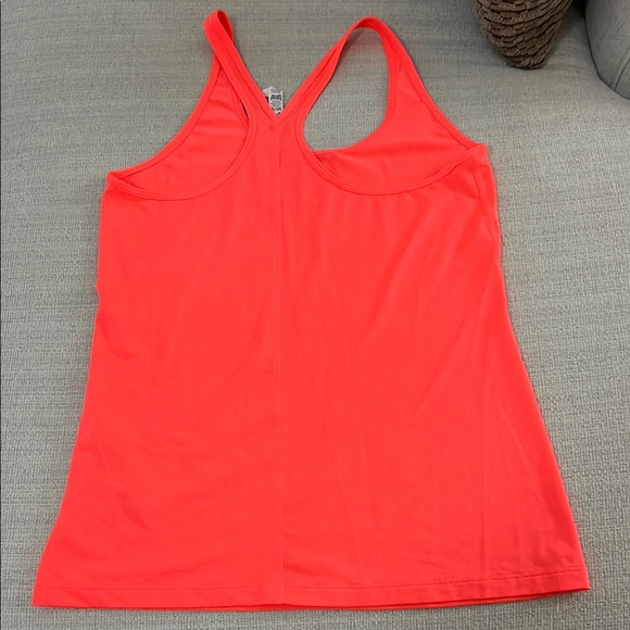 Under Armour Coral Sleeveless Tank Top - Picture 2 of 5